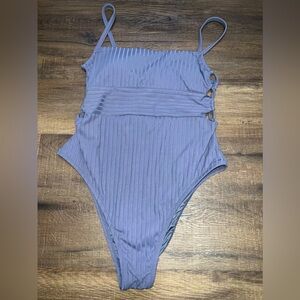NWT Target Shade & Shore One Piece Swimsuit